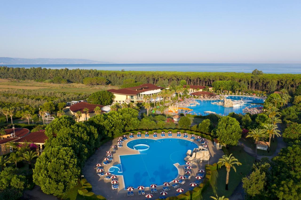 Falkensteiner Club Funimation Garden Calabria Curinga Bagian luar foto