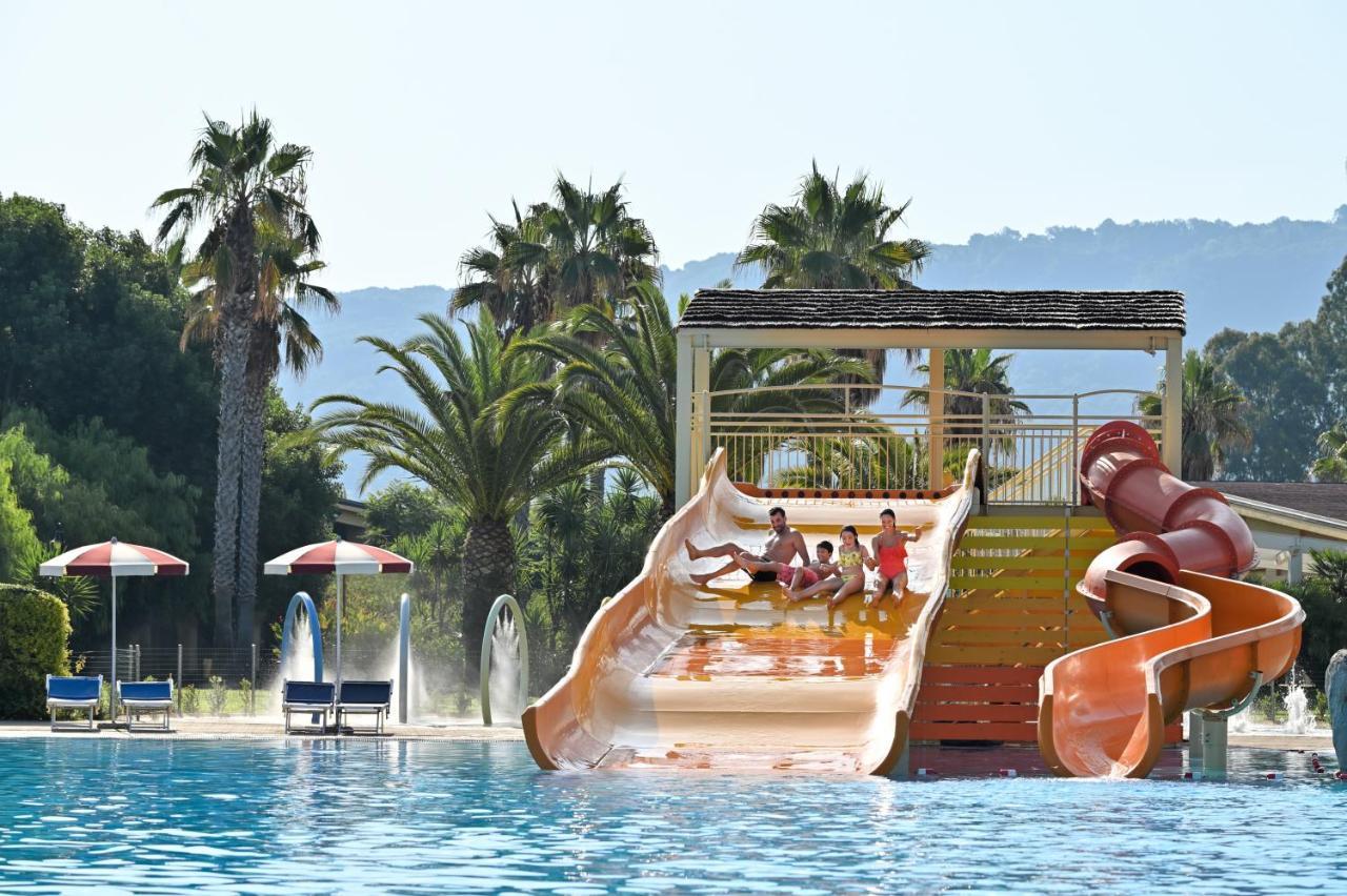 Falkensteiner Club Funimation Garden Calabria Curinga Bagian luar foto