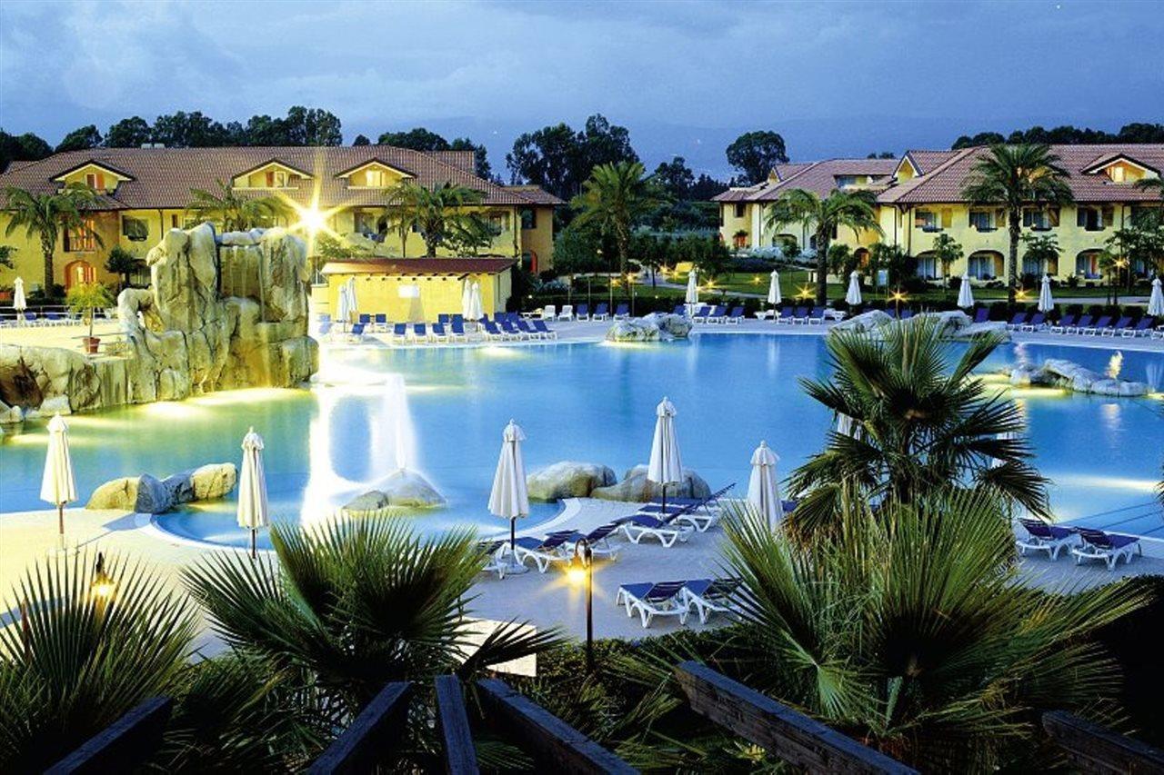 Falkensteiner Club Funimation Garden Calabria Curinga Bagian luar foto