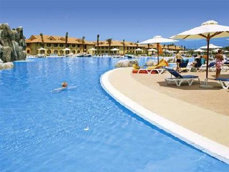 Falkensteiner Club Funimation Garden Calabria Curinga Bagian luar foto